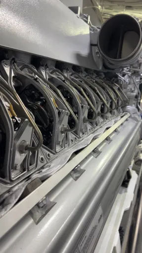 Révision type QL1 sur moteur MTU 16V2000 M96 à Golfe-Juan, Antibes, Prestige Engine Services