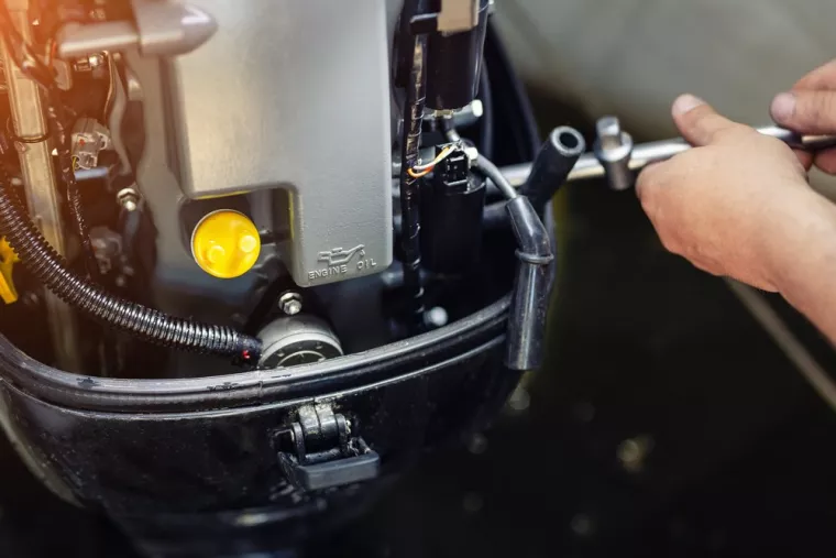 Comment choisir un spécialiste de la maintenance navale ?, Antibes, Prestige Engine Services