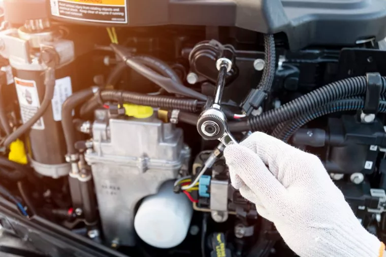 Comment prolonger la durée de vie du groupe électrogène de mon bateau ?, Antibes, Prestige Engine Services